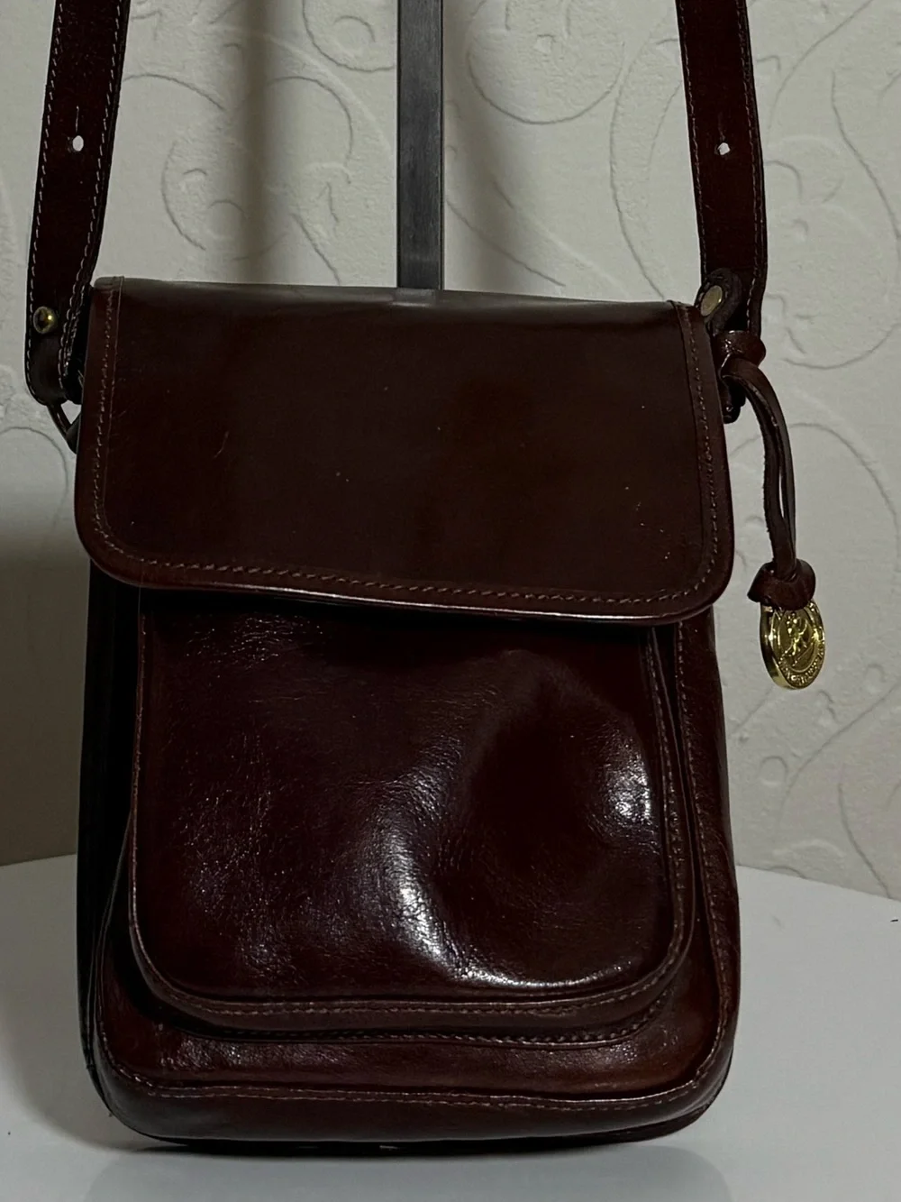 Vintage Brahmin Dark Brown Leather Crossbody Bag - Picture 4 of 15